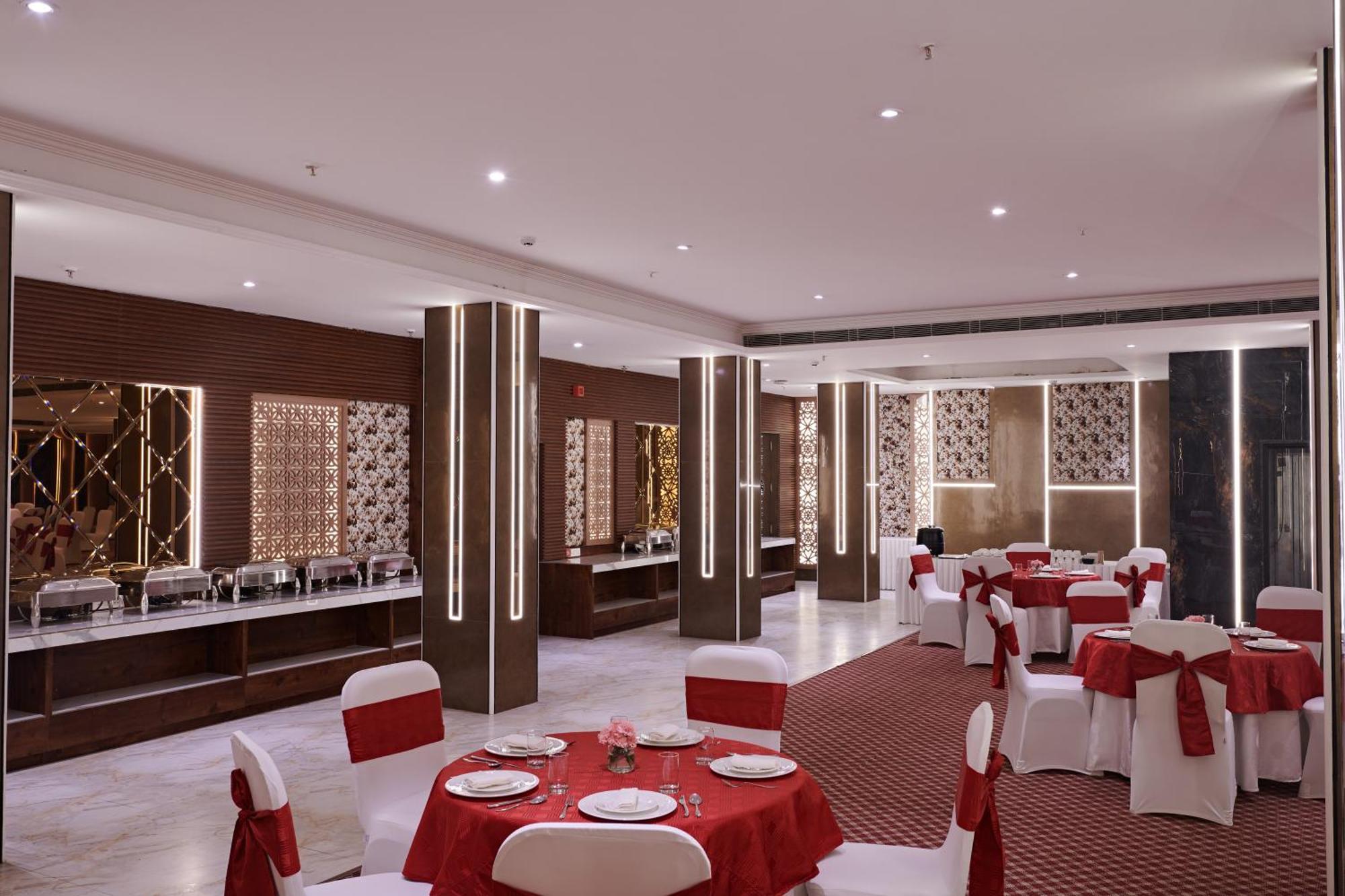 Deventure Sarovar Portico Patel Nagar Нью-Делі Екстер'єр фото